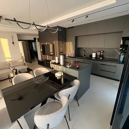 Beautiful With A Magical View Apartman *
